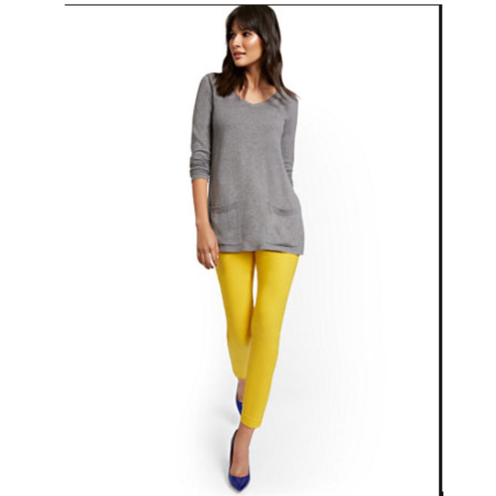 New York & Co Gray Tunic Sweater L